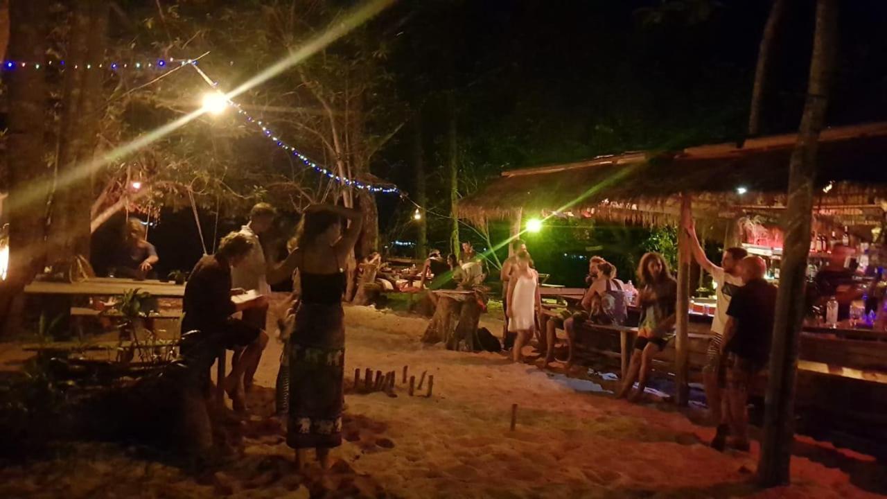 מלון Koh Ta Kiev Crusoe Koh Takiev Island מראה חיצוני תמונה