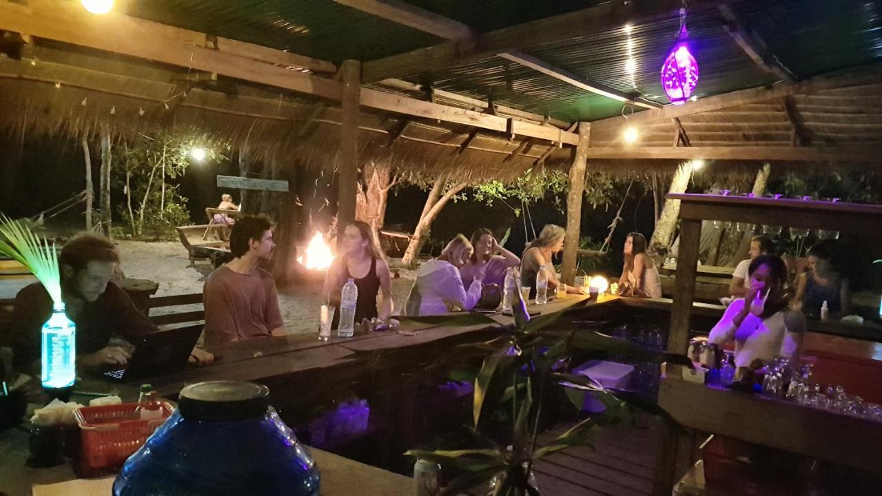 מלון Koh Ta Kiev Crusoe Koh Takiev Island מראה חיצוני תמונה