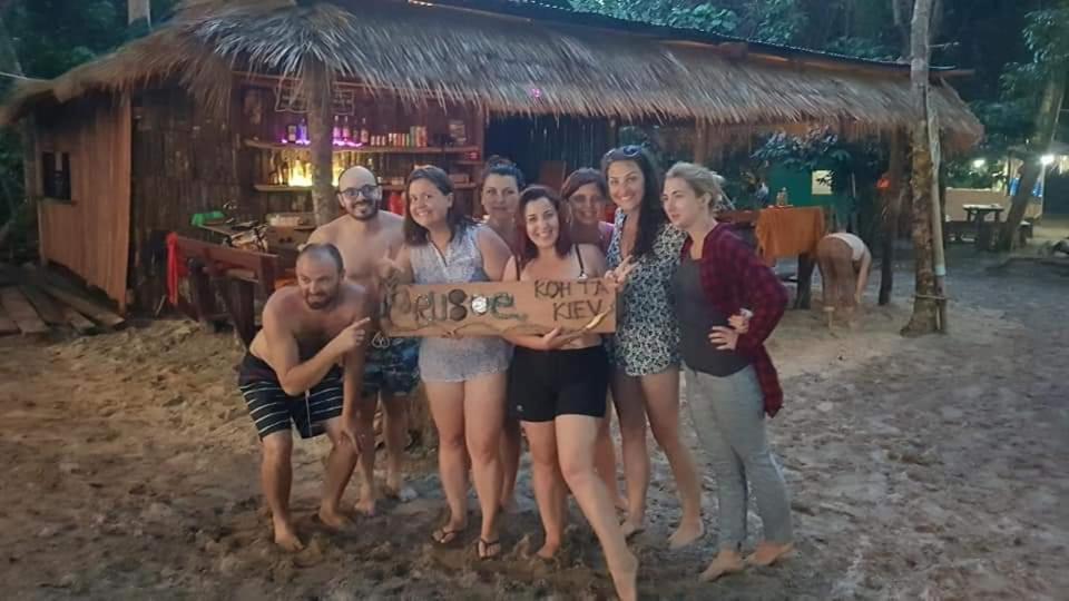 מלון Koh Ta Kiev Crusoe Koh Takiev Island מראה חיצוני תמונה